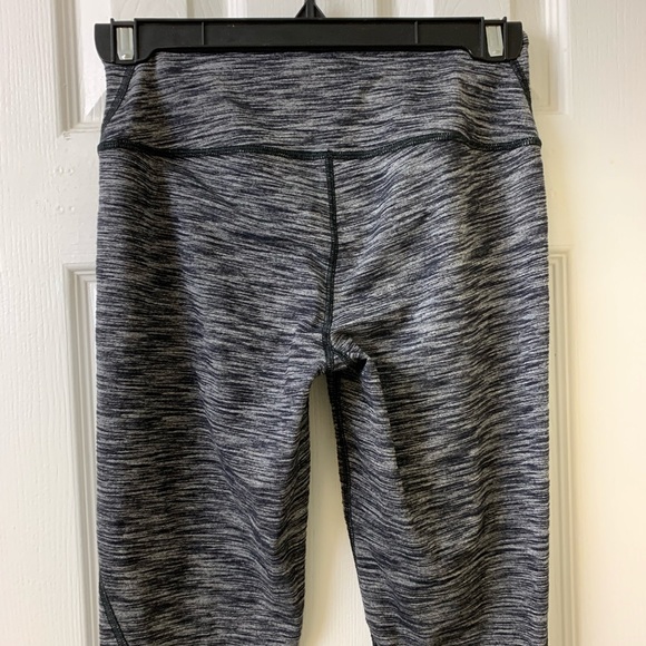 Victoria Sport Knockout Tight Leggings Size S - Picture 4 of 6